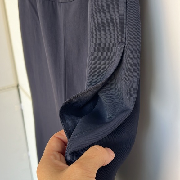 The Japanese GoWeave Essential
Jumpsuit sleeveless wide leg
 Size 6 Navy - Picture 4 of 11
